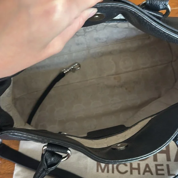 MICHAEL KORS HAMILTON purse & wallet - Picture 4 of 11